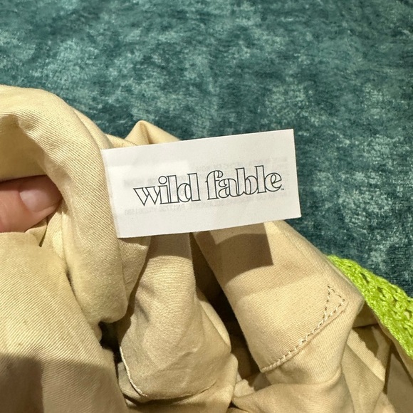 Wild Fable lime green strawberry bag - Picture 2 of 5